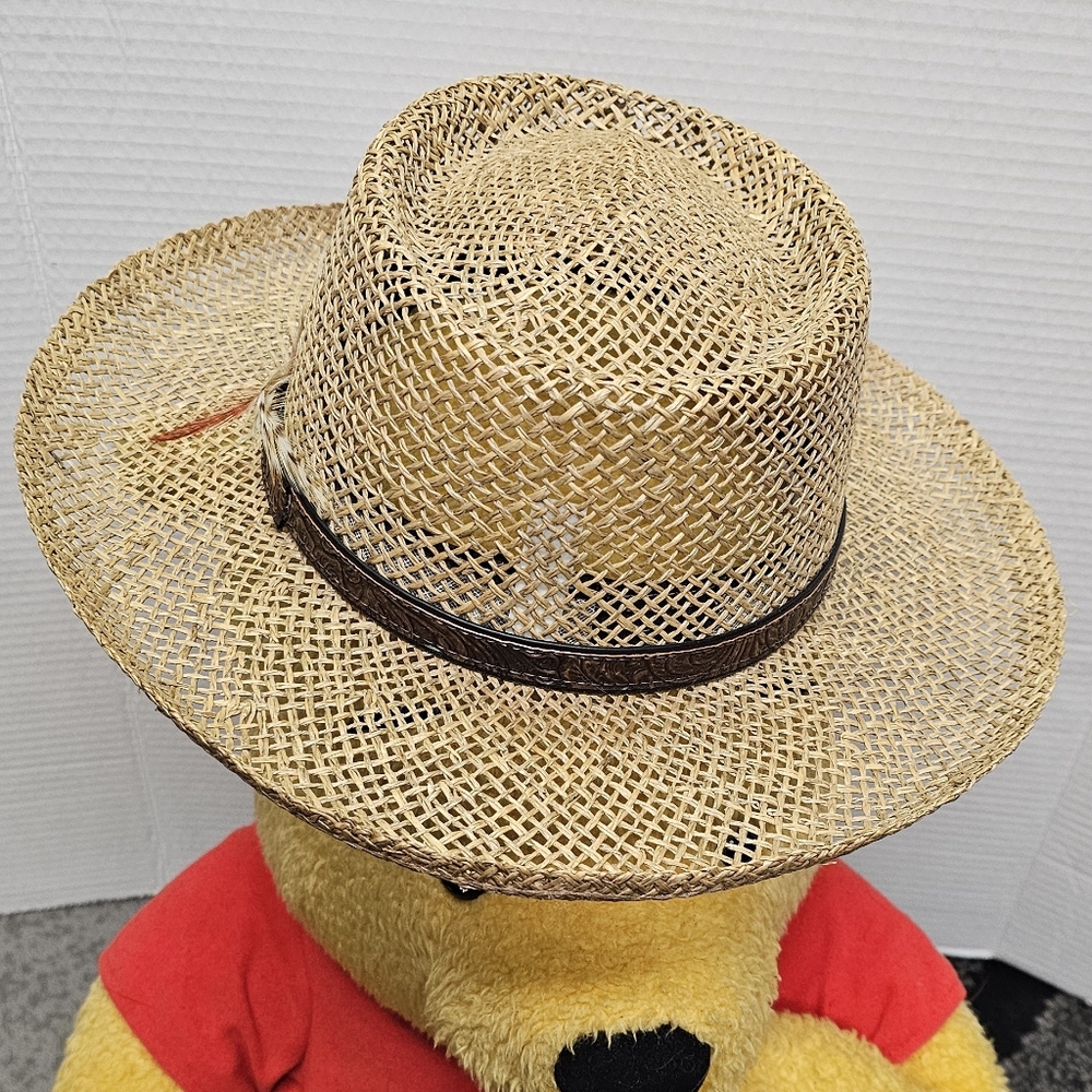 Bee Cool Straw Fedora W/Brown leather Band